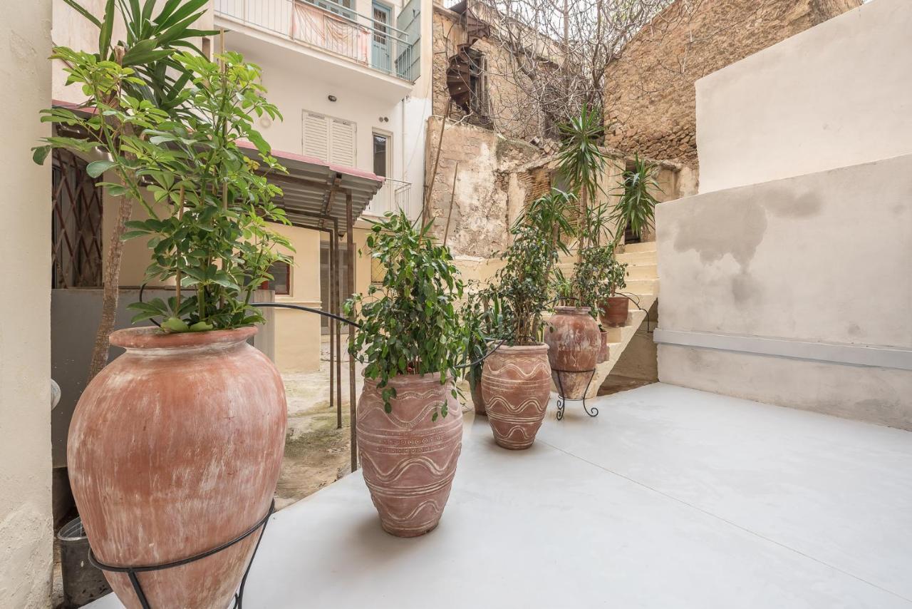 The Courtyard Oasis Apartment Athens Exterior photo