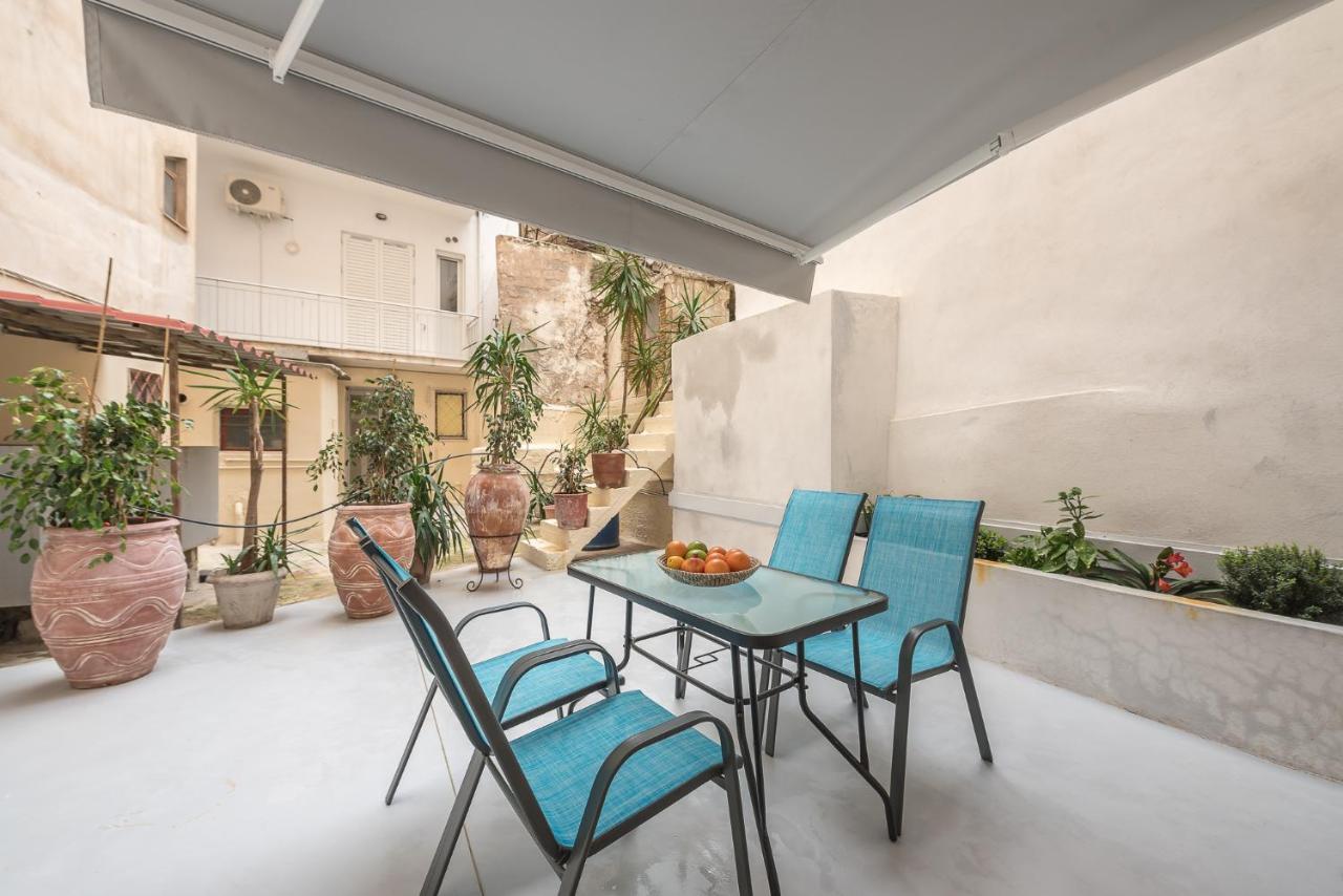 The Courtyard Oasis Apartment Athens Exterior photo