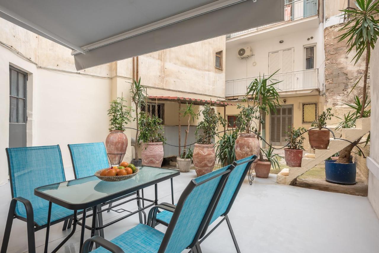 The Courtyard Oasis Apartment Athens Exterior photo